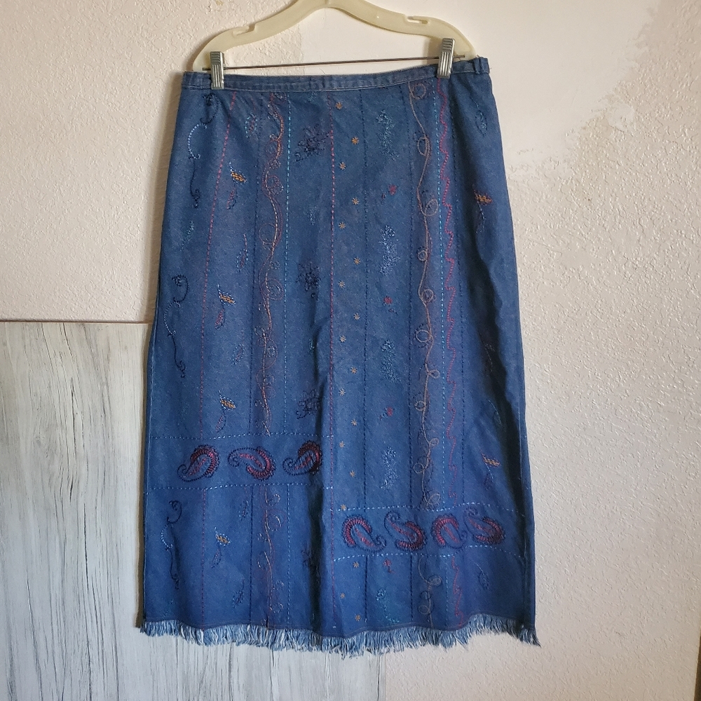 Hearts Of Palm Denim Embroidered Midi Skirt Back Zipper Women's Size 12